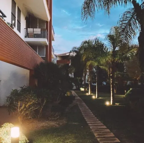 The Palm At The Palm Village 2 Bedrooms 아파트 빌라모라