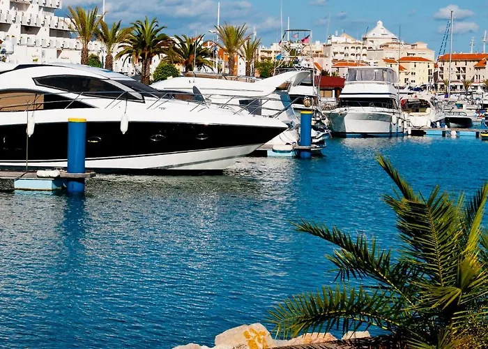 The Palm At The Palm Village 2 Bedrooms Apartament *